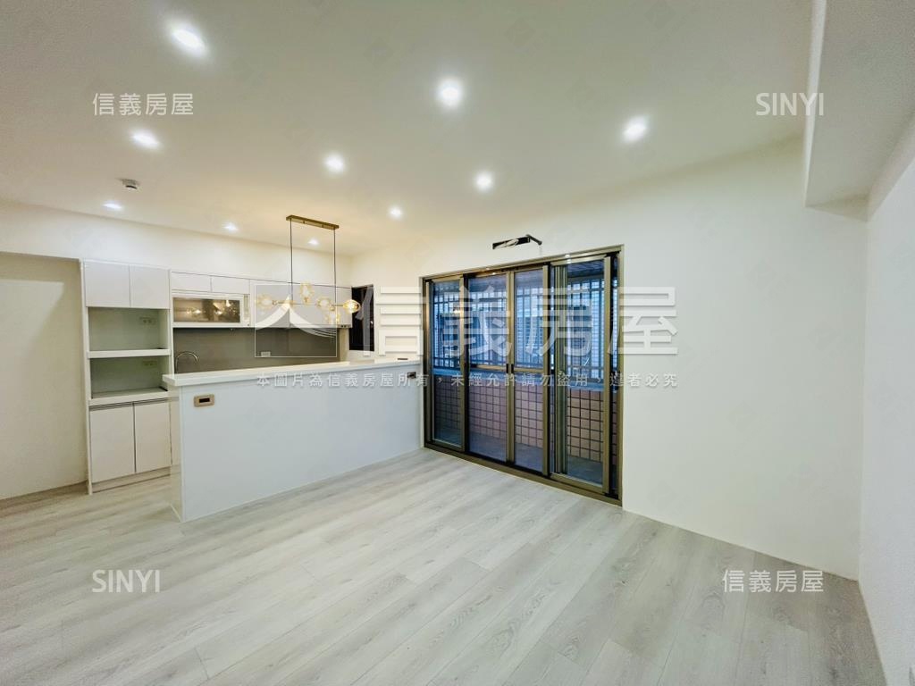 清水重劃區旁鴻禧大城２房房屋室內格局與周邊環境