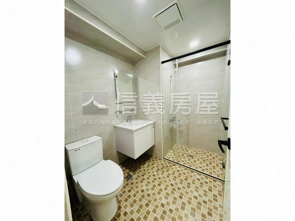 清水重劃區旁鴻禧大城２房房屋室內格局與周邊環境
