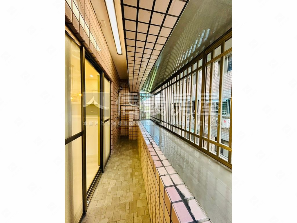 清水重劃區旁鴻禧大城２房房屋室內格局與周邊環境