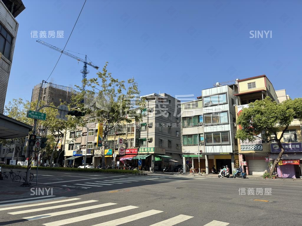 豊御Ｂ棟１０樓附車位房屋室內格局與周邊環境
