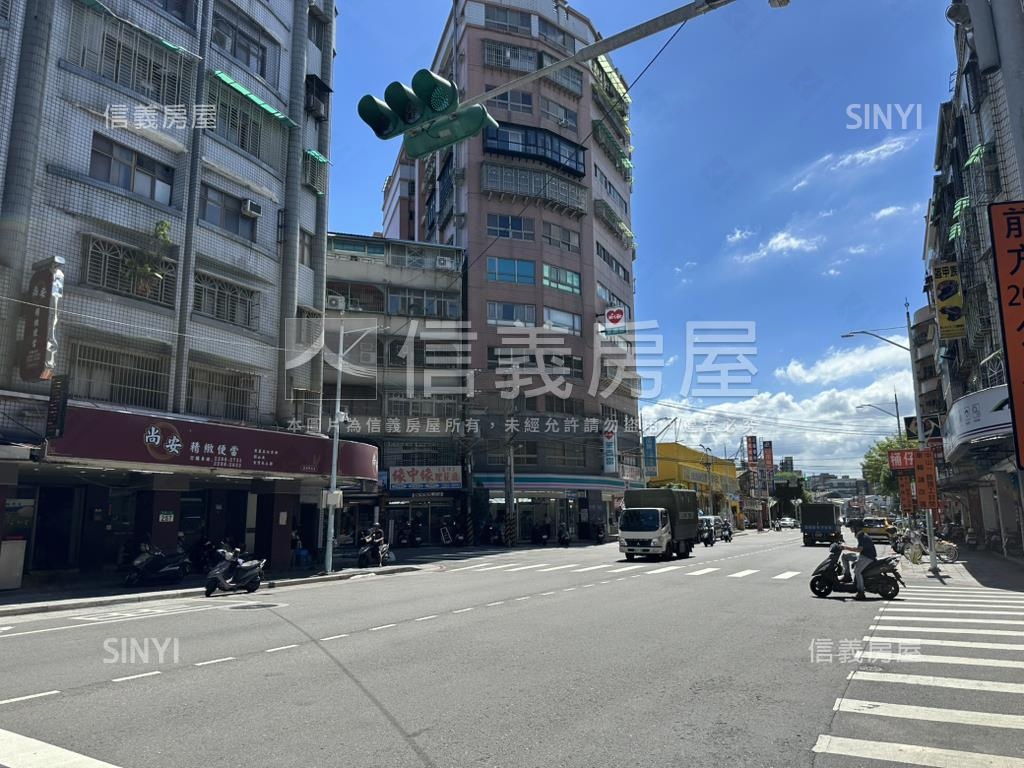 專任中山一路。面寬店面房屋室內格局與周邊環境