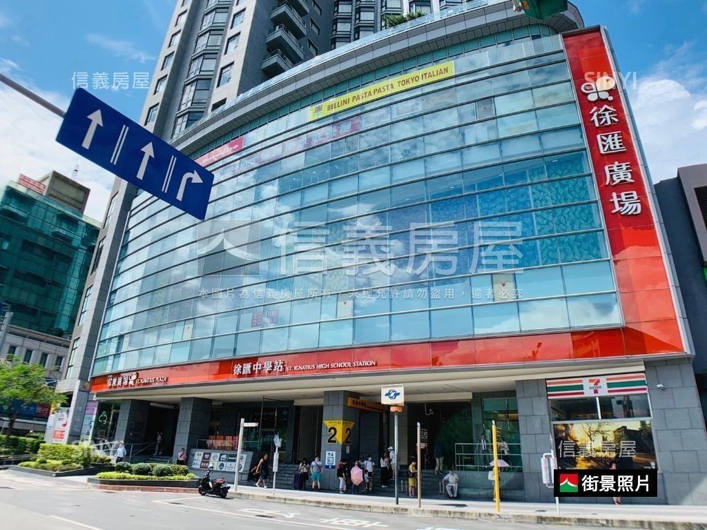 中山一路。面寬店面房屋室內格局與周邊環境