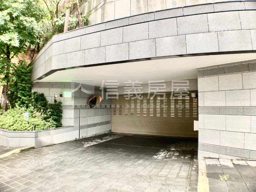 保誠一靚四房綠意美屋房屋室內格局與周邊環境