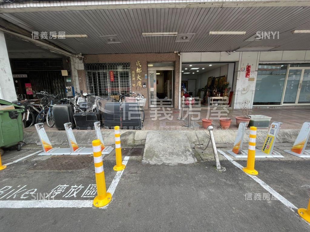 近西門都更潛力收租屋６樓房屋室內格局與周邊環境