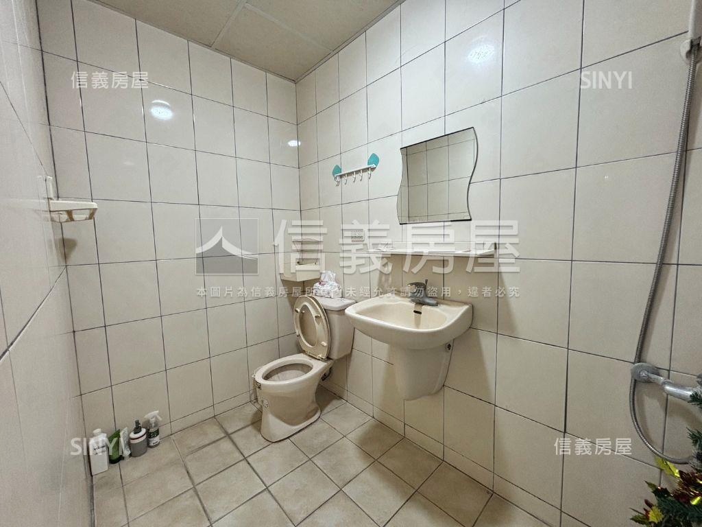 北新商圈收租華廈房屋室內格局與周邊環境