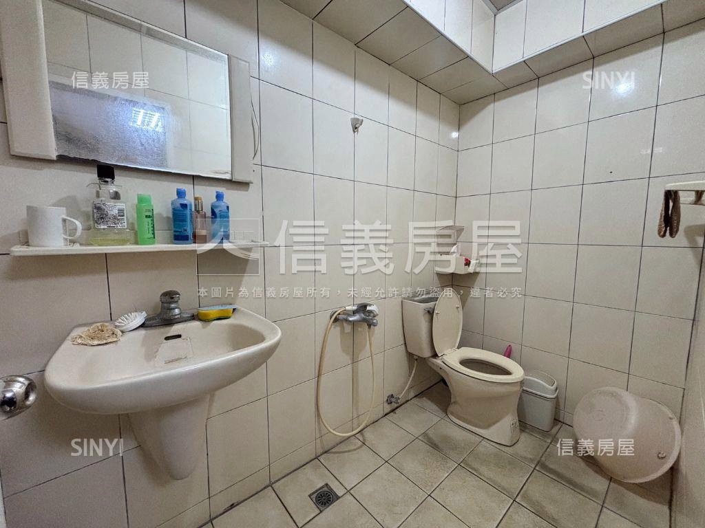 北新商圈收租華廈房屋室內格局與周邊環境