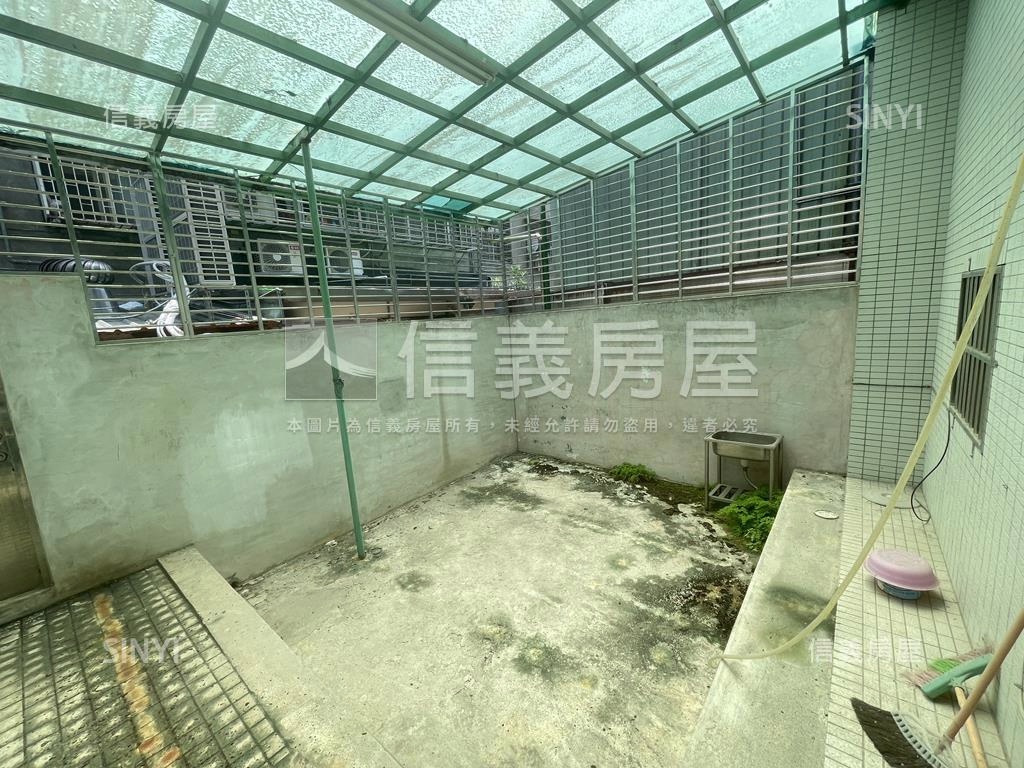 １３車位收租套房房屋室內格局與周邊環境
