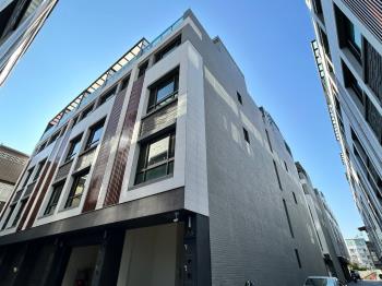 稀有邊間透天全新未住