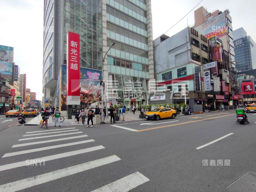 近桃園火車站燙金店面房屋室內格局與周邊環境