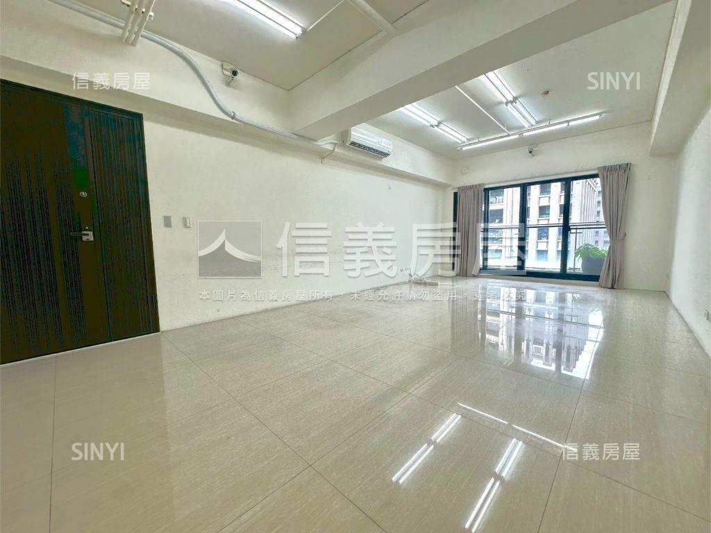 惠宇山曦高樓四房雙平車房屋室內格局與周邊環境