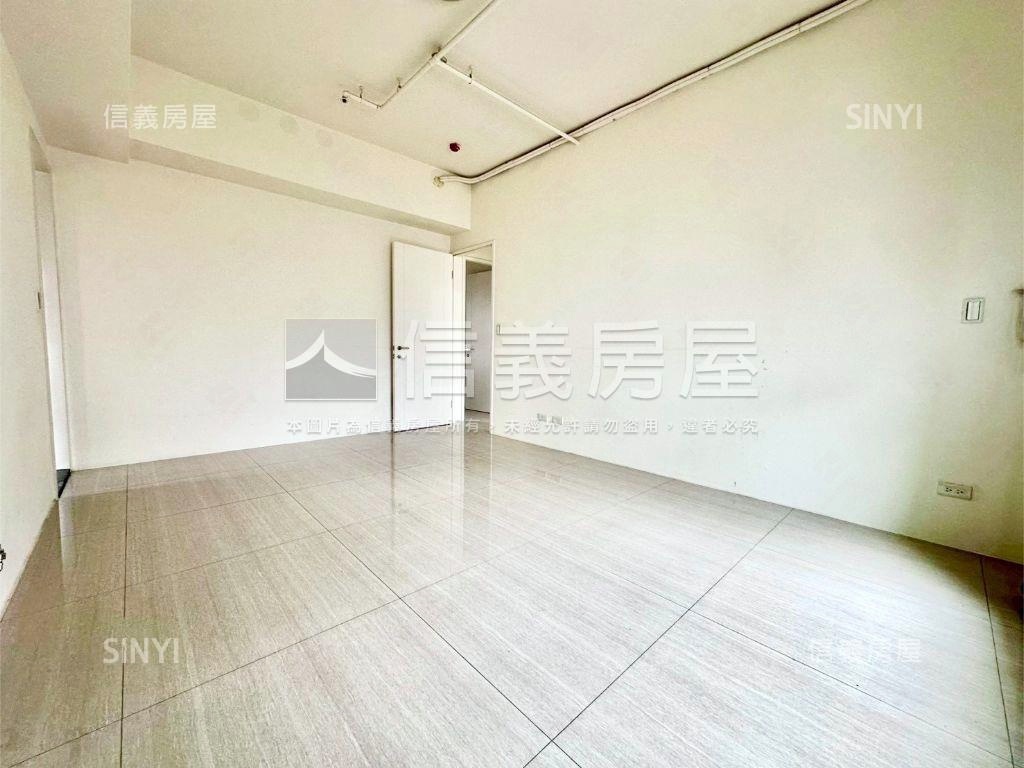 惠宇山曦高樓四房雙平車房屋室內格局與周邊環境