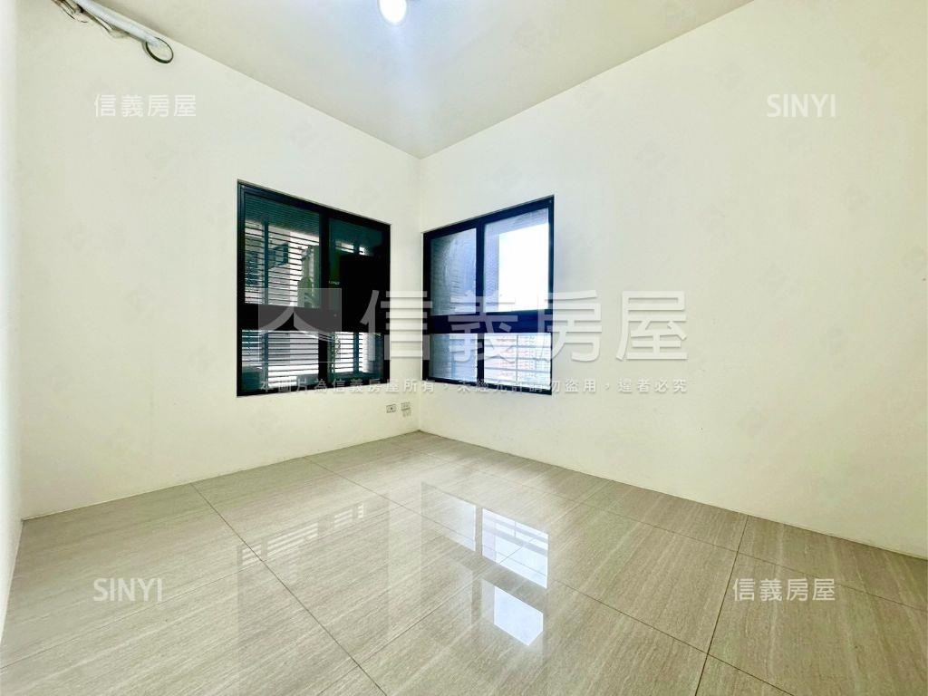 惠宇山曦高樓四房雙平車房屋室內格局與周邊環境