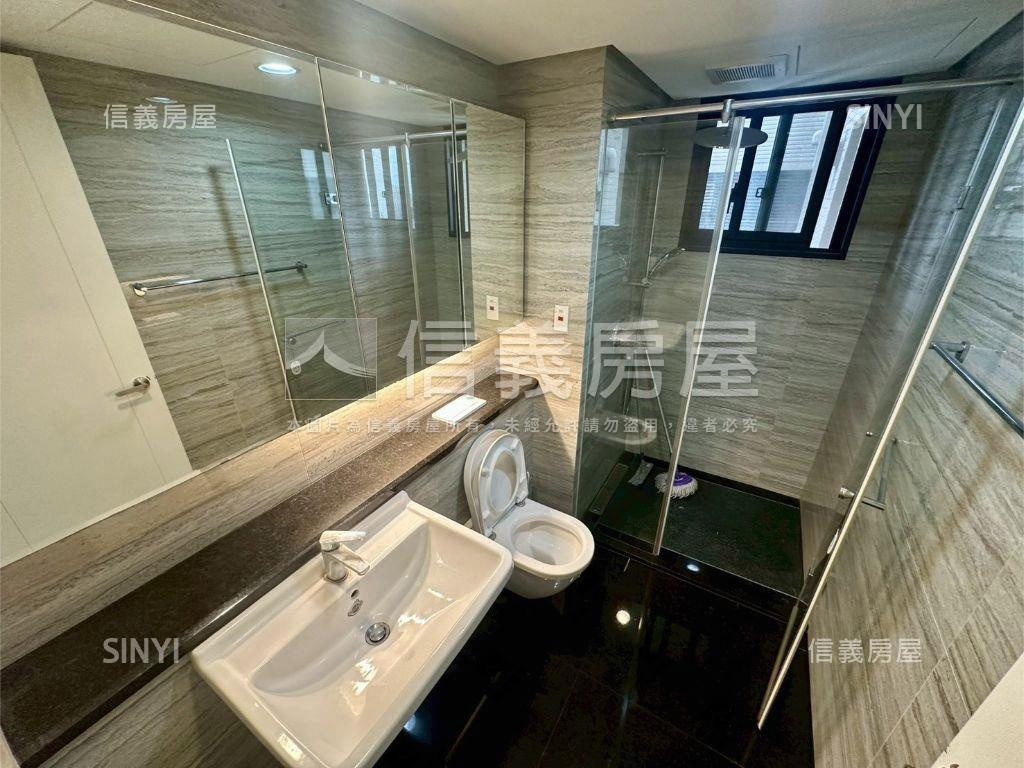 惠宇山曦高樓四房雙平車房屋室內格局與周邊環境