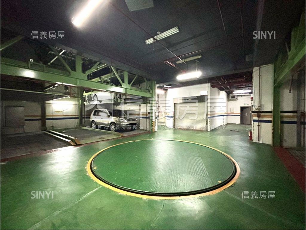 捷運兩房美屋車位房屋室內格局與周邊環境