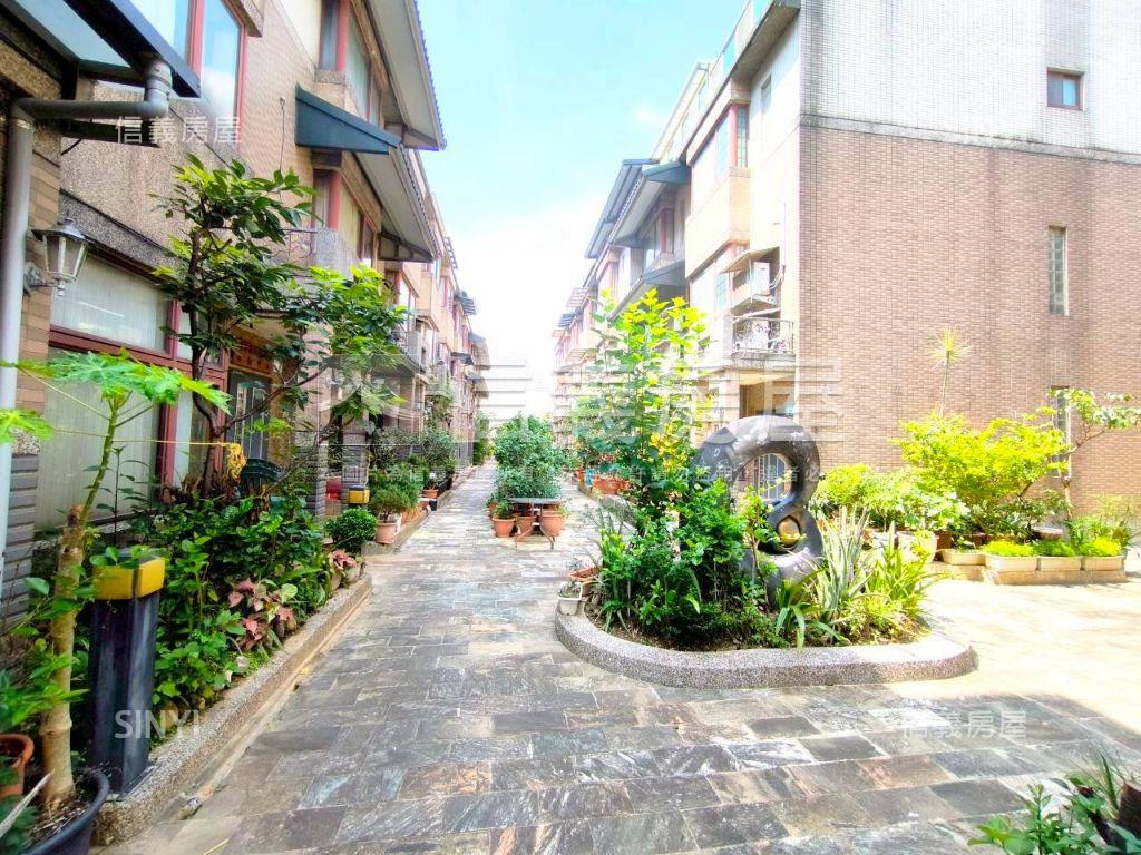 南勢可停車機能美透天房屋室內格局與周邊環境