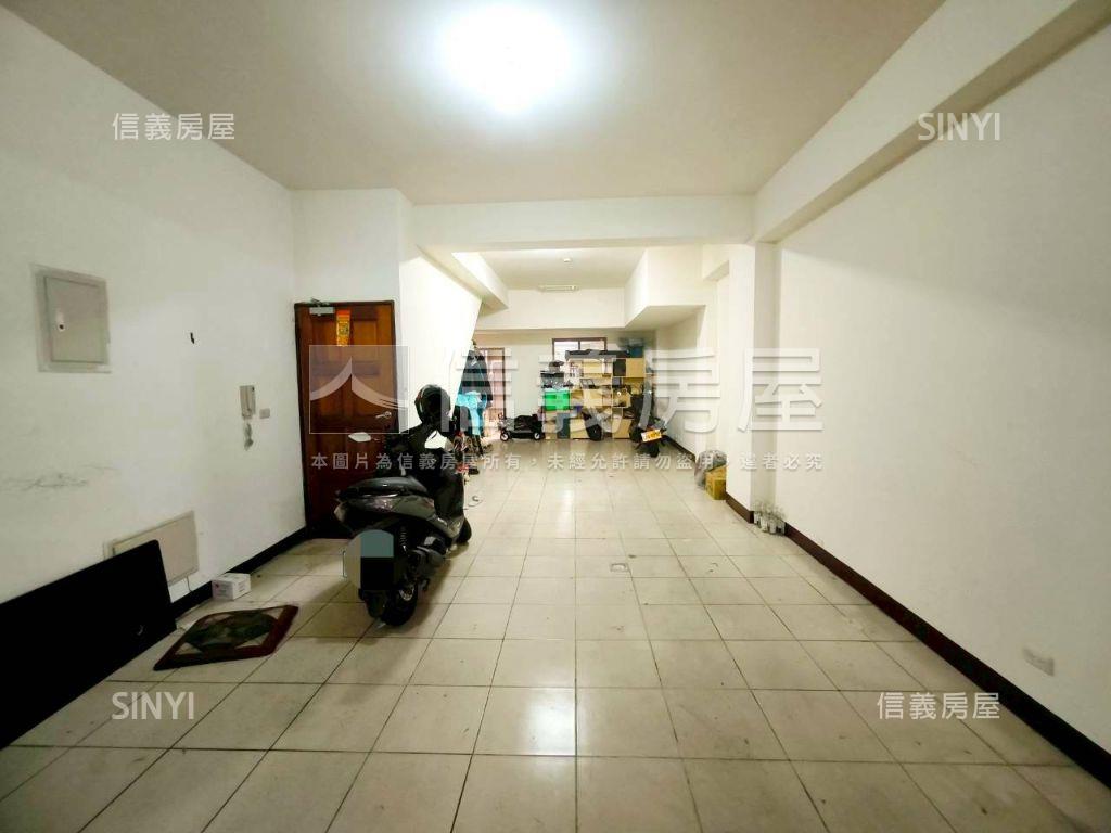 南勢可停車機能美透天房屋室內格局與周邊環境