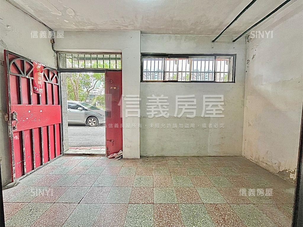 捷運１０１站★面公園一樓房屋室內格局與周邊環境