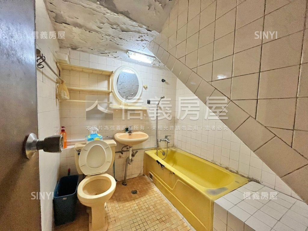 近Ｇ６活路大地坪透天Ａ房屋室內格局與周邊環境