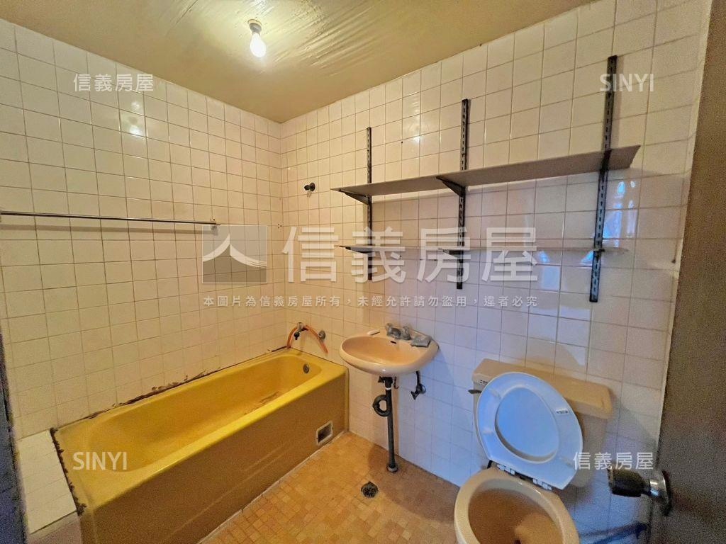 近Ｇ６活路大地坪透天Ａ房屋室內格局與周邊環境