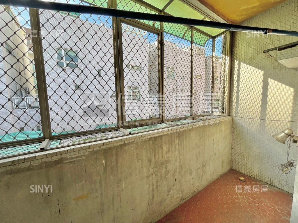 近Ｇ６活路大地坪透天Ａ房屋室內格局與周邊環境