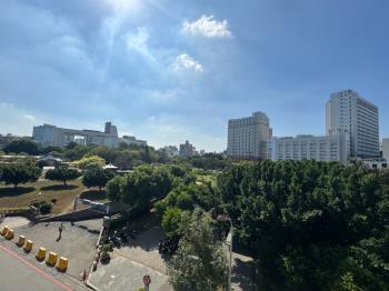 近中國醫面公園兩大套房