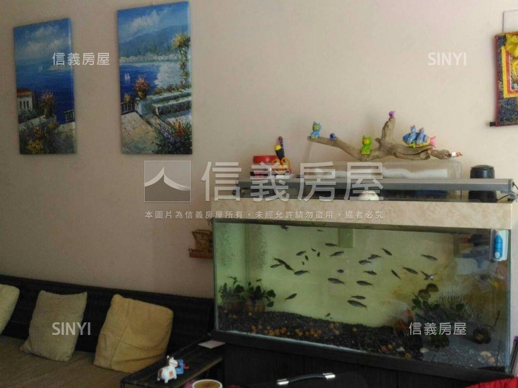 天籟國家小透天房屋室內格局與周邊環境