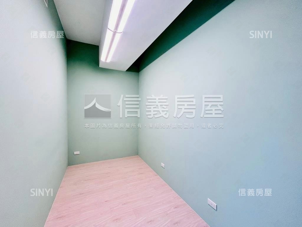 經國特區漂亮裝潢辦公室房屋室內格局與周邊環境