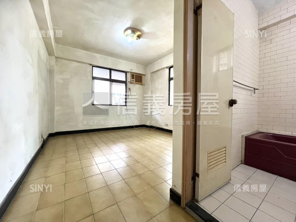 捷運永安街黃金３樓房屋室內格局與周邊環境