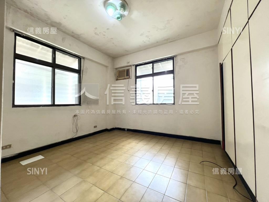 捷運永安街黃金３樓房屋室內格局與周邊環境