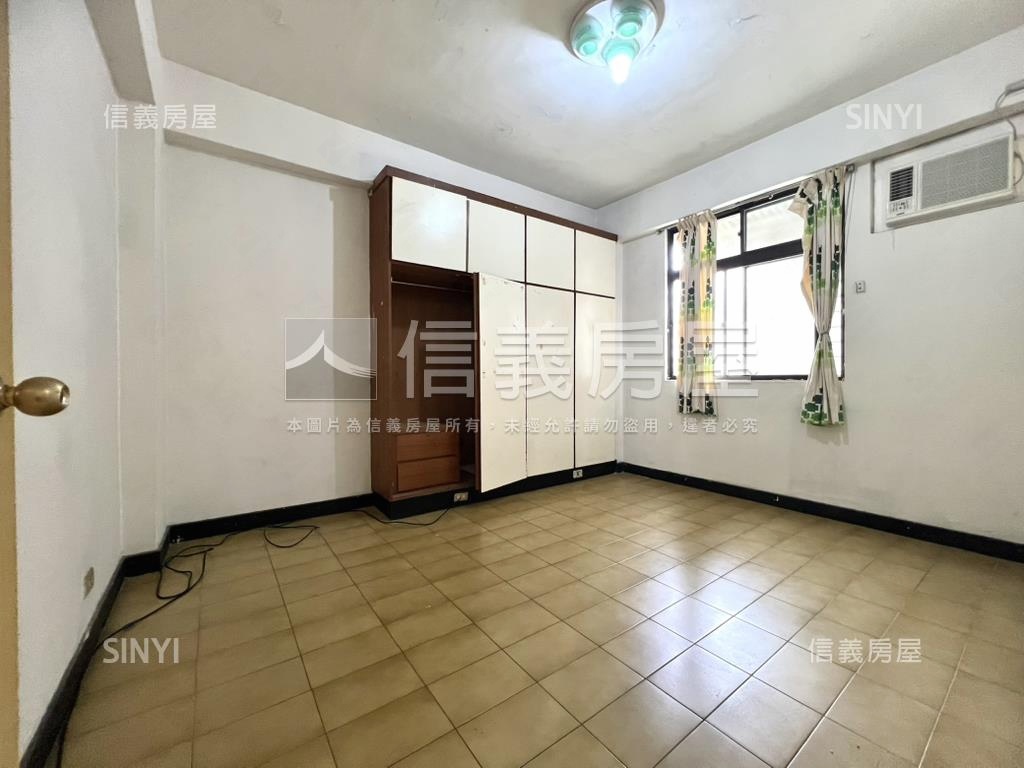 捷運永安街黃金３樓房屋室內格局與周邊環境