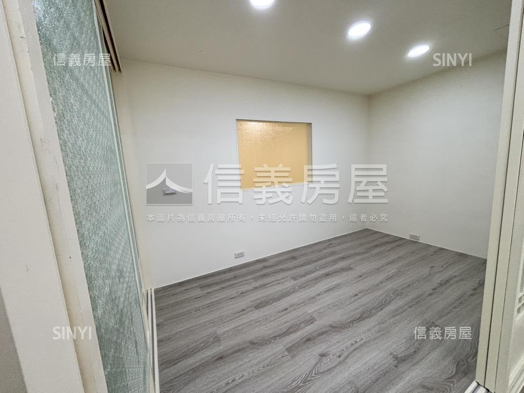 富山街四樓房屋室內格局與周邊環境