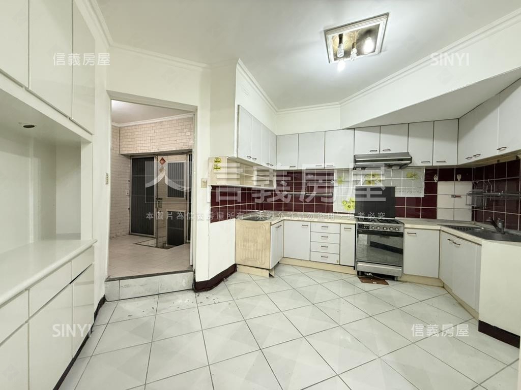 內湖捷運金店住辦皆宜房屋室內格局與周邊環境