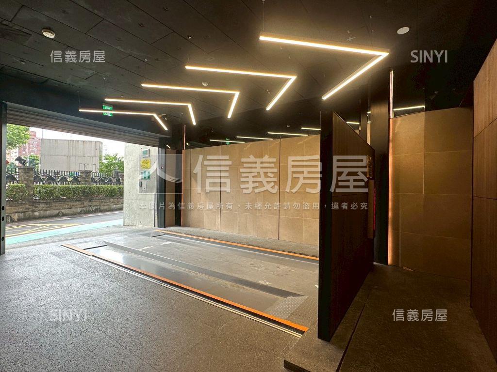 寶舖２１２｜市心精品藏邸房屋室內格局與周邊環境