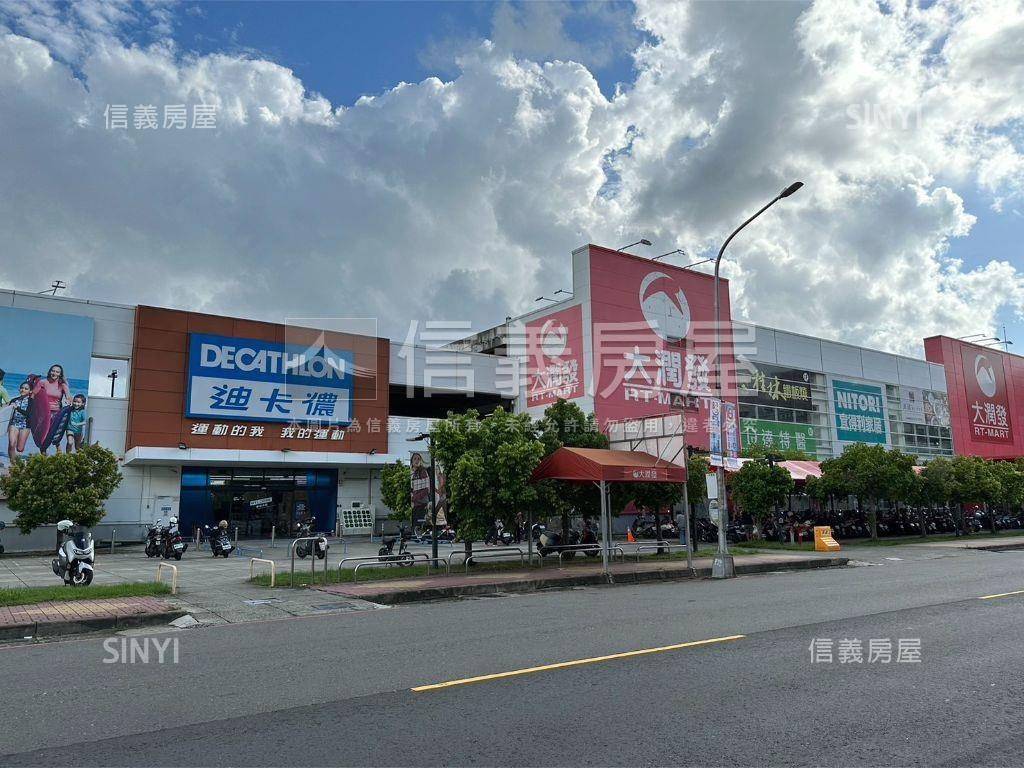 鳳山火車站大地坪透店房屋室內格局與周邊環境