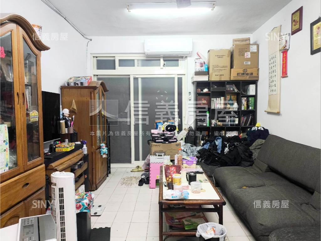 永吉路國泰方正二樓公寓房屋室內格局與周邊環境