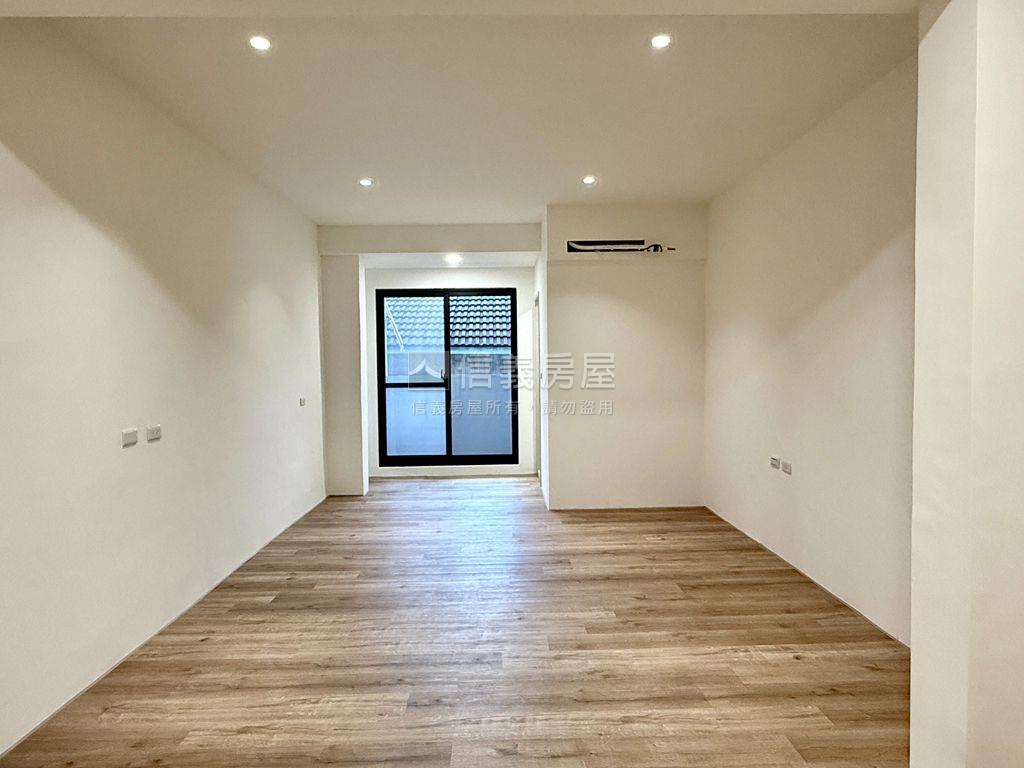 仁和二街美美透天房屋室內格局與周邊環境