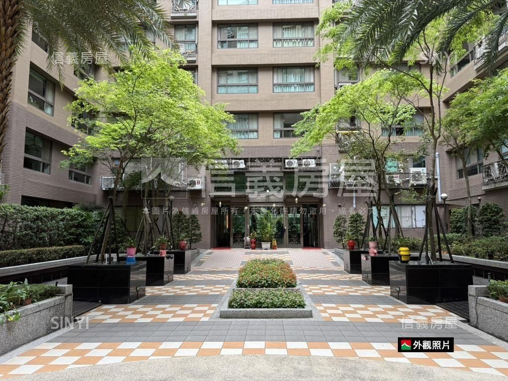 精美Ａ９羅芙宮兩房露臺戶房屋室內格局與周邊環境
