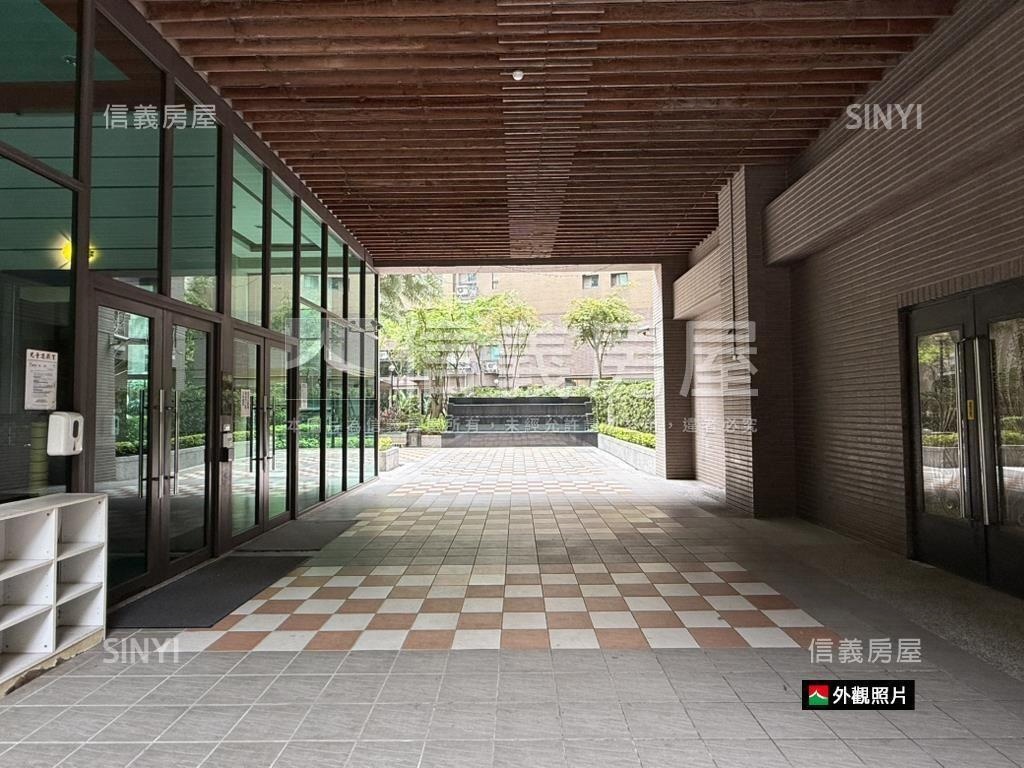 精美Ａ９羅芙宮兩房露臺戶房屋室內格局與周邊環境