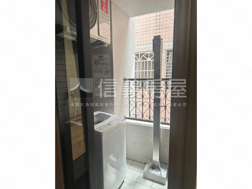 興大臻鑽雙套房屋室內格局與周邊環境