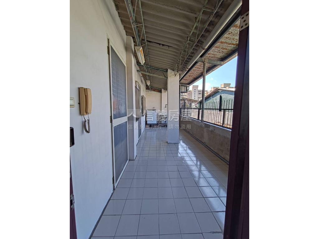 中正黃金經典發財屋房屋室內格局與周邊環境