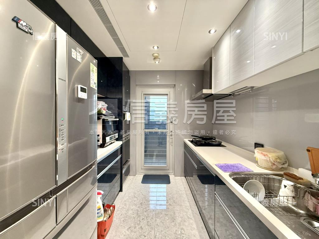 【新接】信義之冠美妝樹海房屋室內格局與周邊環境