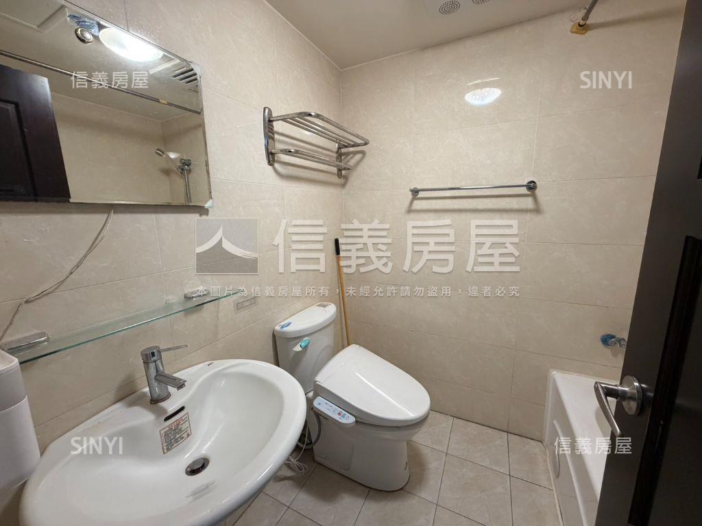 楊明國小旁智富城兩房車位房屋室內格局與周邊環境