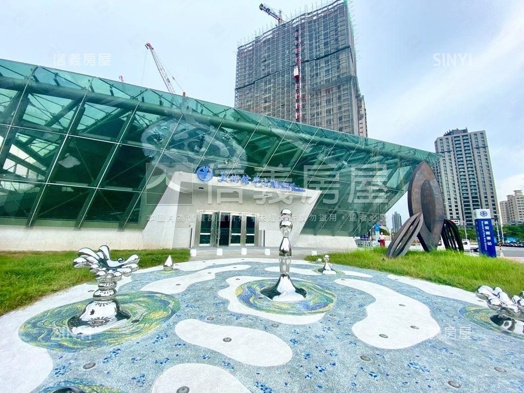 近雙軌正街邊間透天房屋室內格局與周邊環境