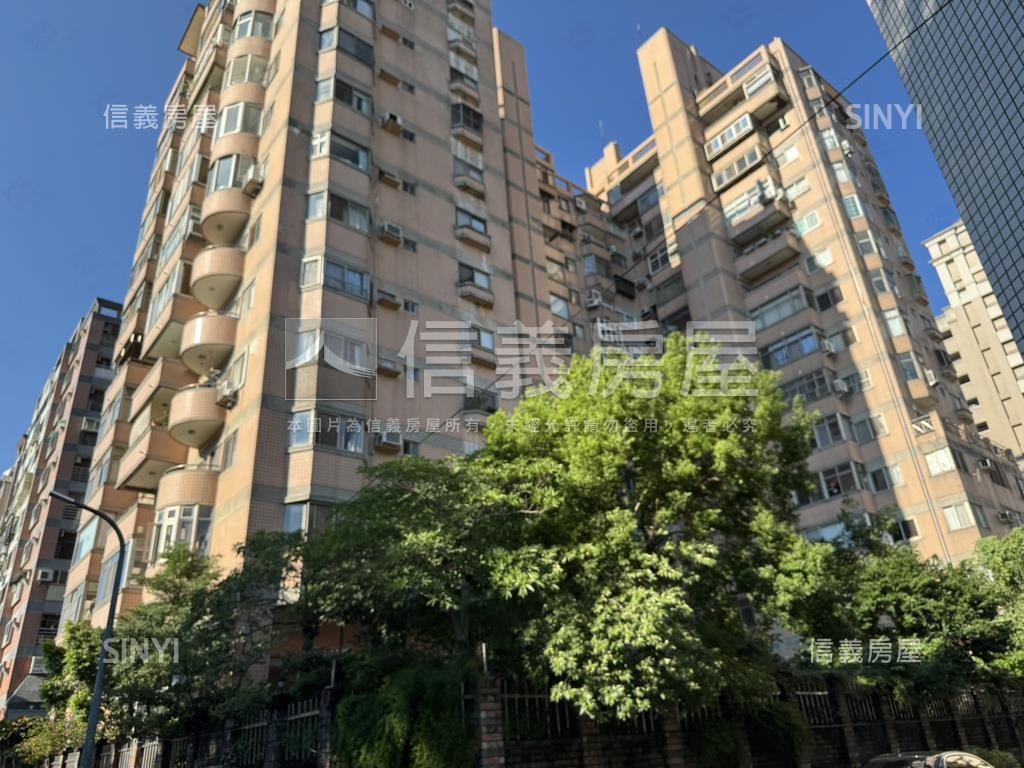 大豪景稀少樓店房屋室內格局與周邊環境