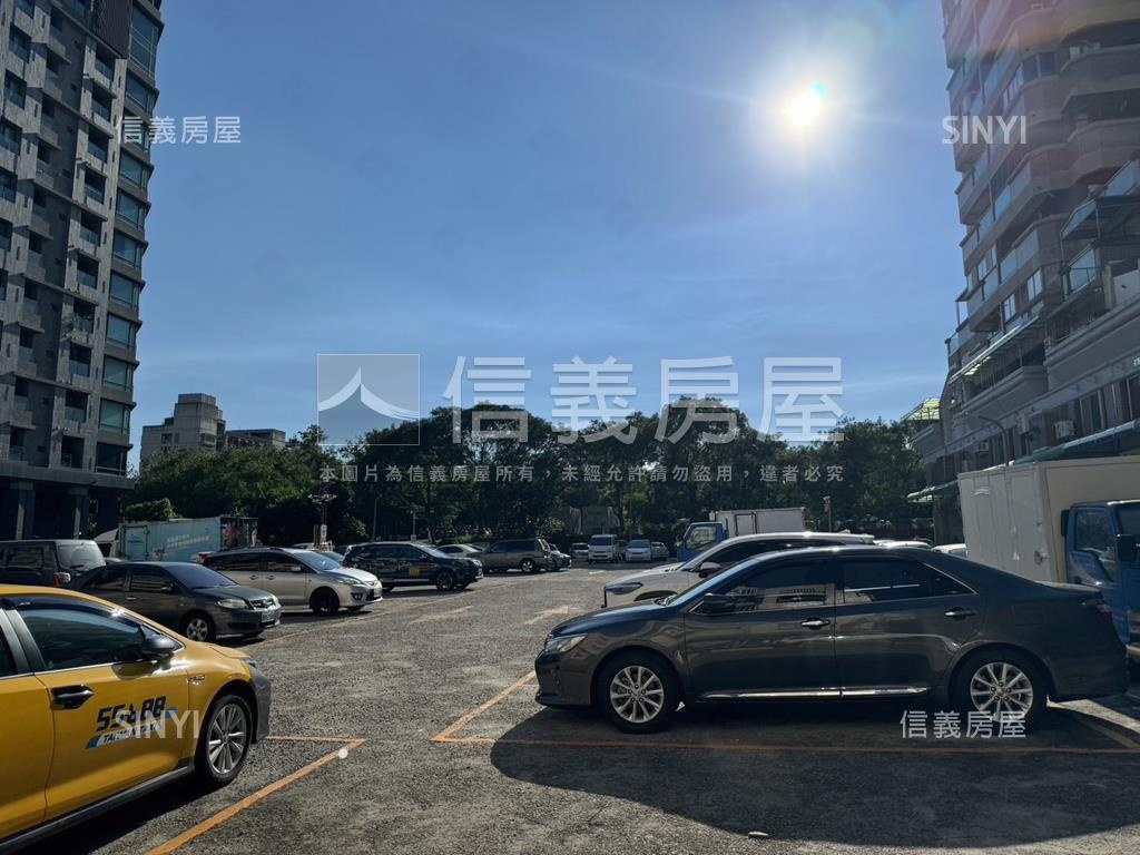 大豪景稀少樓店房屋室內格局與周邊環境