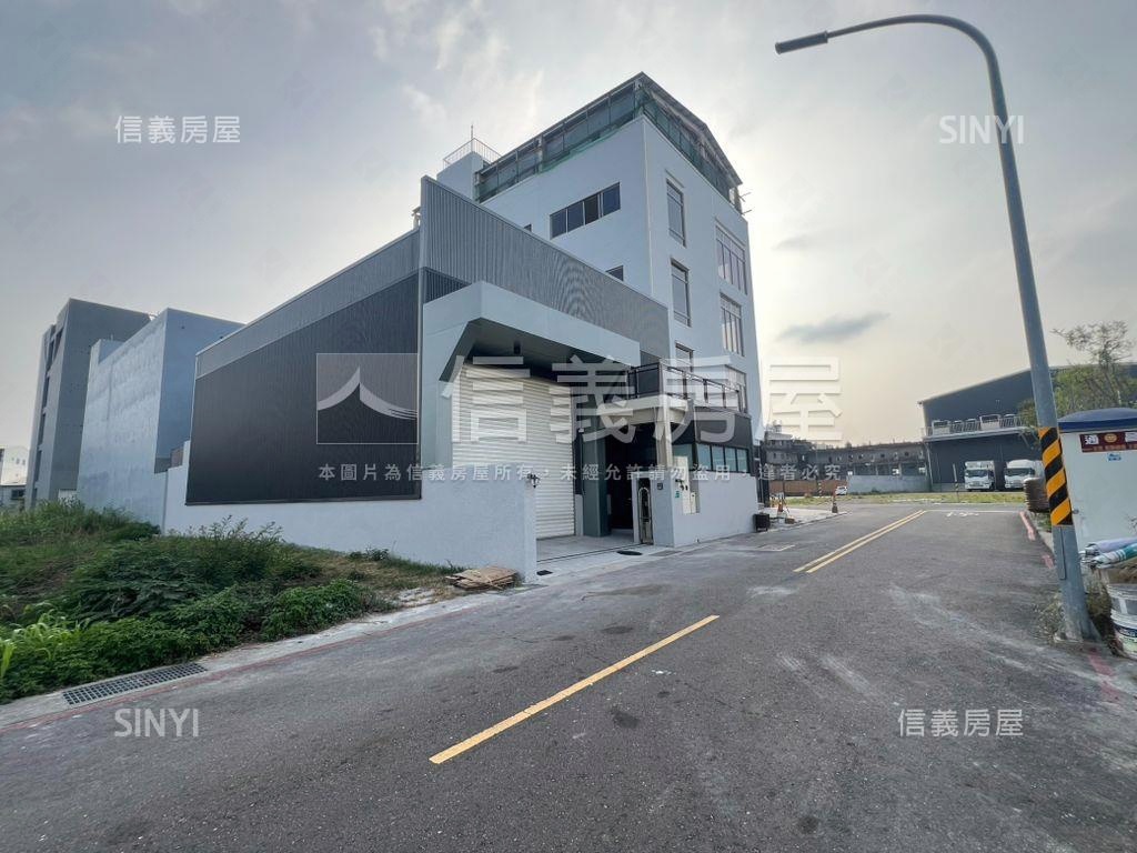 仁德交流道寬２４米乙工地房屋室內格局與周邊環境