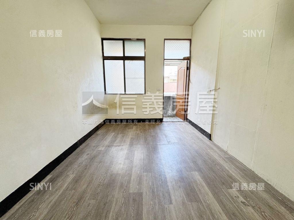 澄清湖正路騎樓低總價透天房屋室內格局與周邊環境