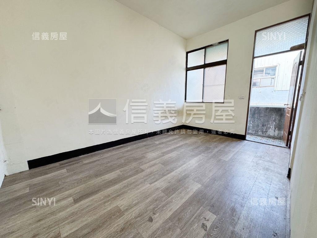 澄清湖正路騎樓低總價透天房屋室內格局與周邊環境