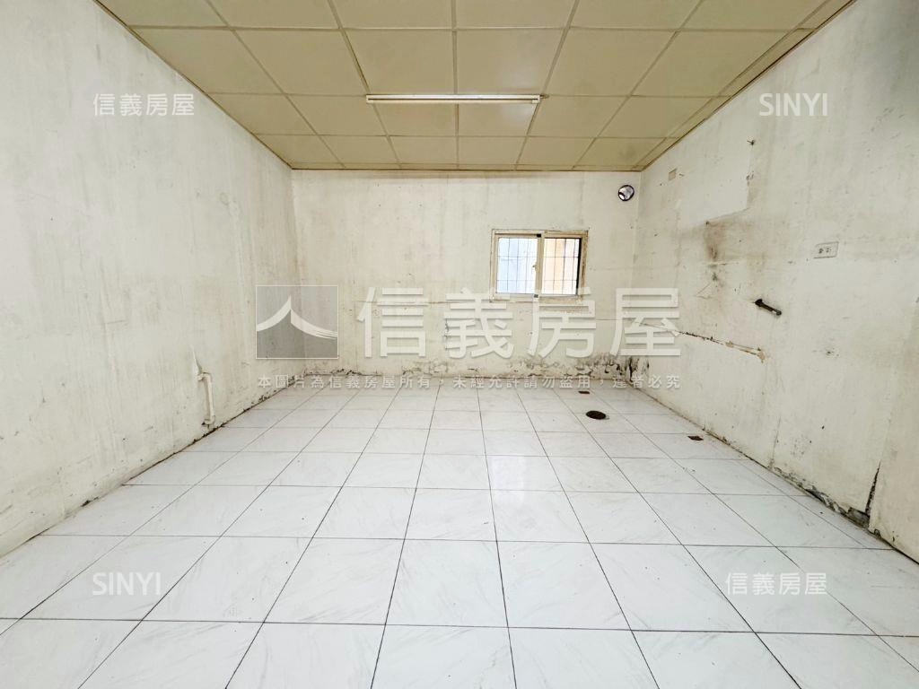 澄清湖正路騎樓低總價透天房屋室內格局與周邊環境
