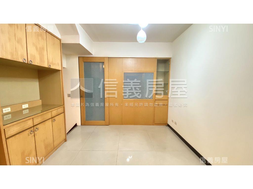 大墅雲集溫馨採光別墅房屋室內格局與周邊環境